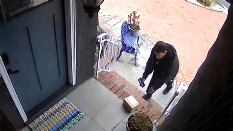 Suspected Porch Pirate Caught On Camera Stealing Package Arrested On Long Island Abc7 New York