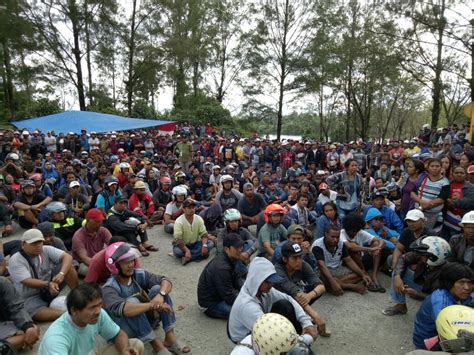 Violence breaks out at Grasberg mine as dispute drags on | IndustriALL