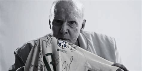 Lenda do futebol mundial Zagallo morre aos 92 anos Veja a trajetória