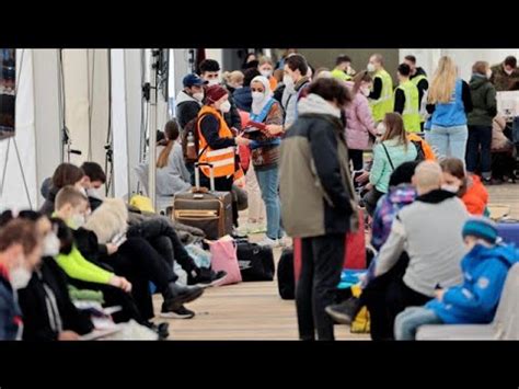 Fr Herer Flughafen Tegel Ist Ankunftszentrum F R Fl Chtlinge Youtube