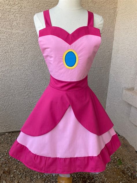 Adult Princess Peach Costume