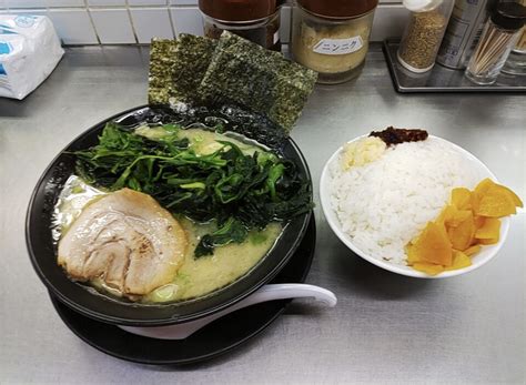 横浜家系ラーメン武骨家溝ノ口店 3回目 豚骨ラーメン（塩）ほうれん草増ライス 365日のラブレター