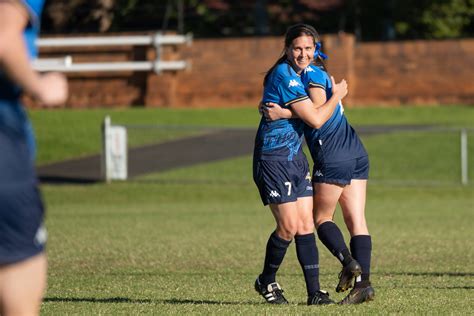 2022 FQPL SNR WOMEN RD6 SWQ THUNDER FC VS LOGAN LIGHTNING Flickr