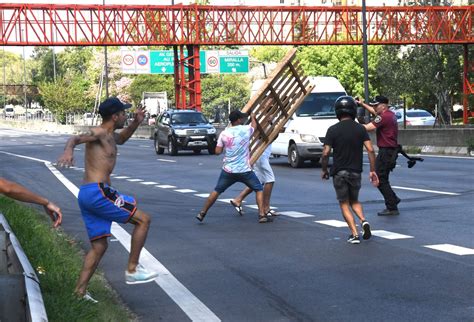 Martín García on Twitter Un día normal en CABA te cortan la calle