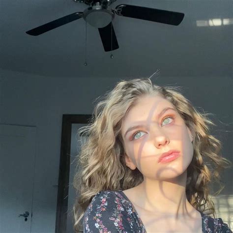 Starlet Arcade Hot Lyliana Wray