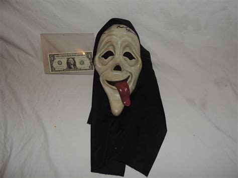 SCARY MOVIE WASSUP MASK SIGNED BY MARLON WAYANS