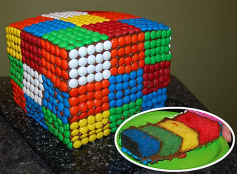 Rubik S Cube Cake For An 80 S Themed Party The Hardest Part About