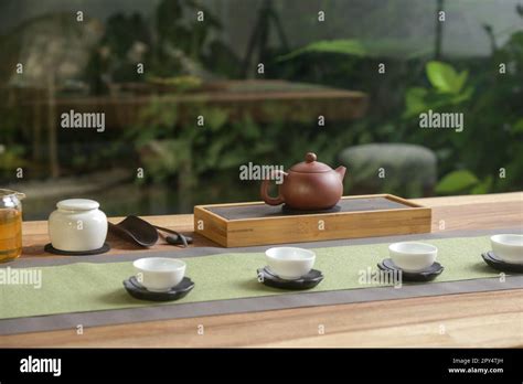 Tea set ready for traditional Chinese tea ceremony Stock Photo - Alamy