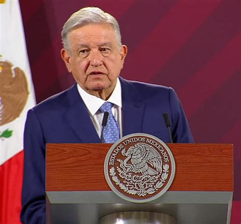 Qué escándalo AMLO critica cobertura de medios tras caída de dovela