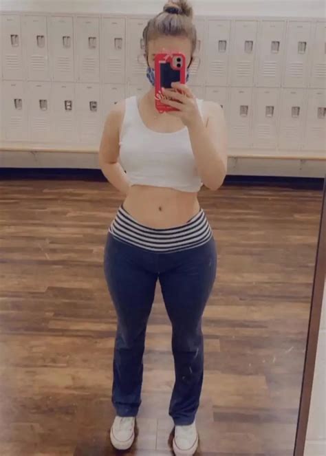 Still Sexy At The Gym Lol Nudes Sexyoutfits Nude Pics Org