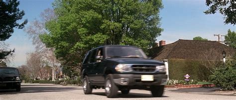 IMCDb Org 1999 Ford Explorer XLT UN150 In American Beauty 1999