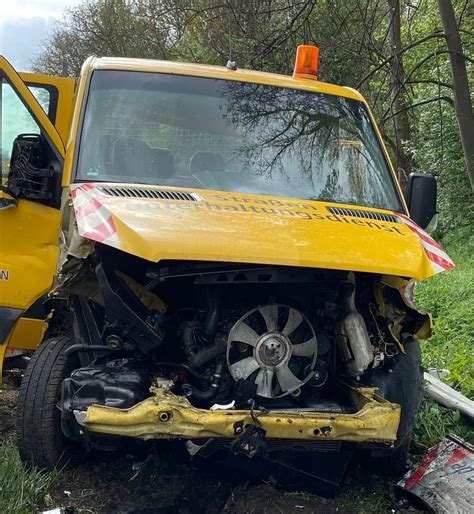 Schwerer Verkehrsunfall Auf Der Bab Mit Vier Verletzten Hp