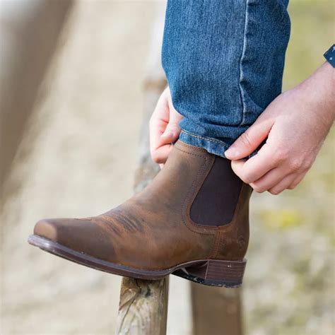 Ariat Booker Ultra Square Toe Mens Short Western Boots Tan