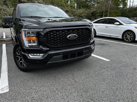 Stx Grille On An Xlt F150gen14 2021 Ford F 150 Tremor Raptor Forum 14th Gen News