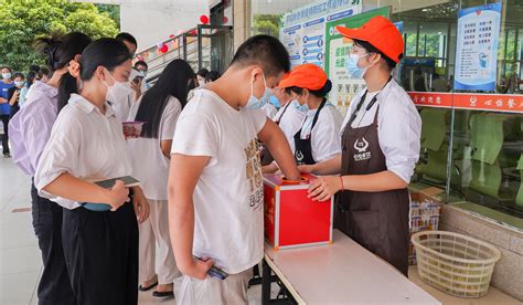 中秋节：学校食堂开展福满中秋 感恩有礼活动 江西省医药学校新闻网