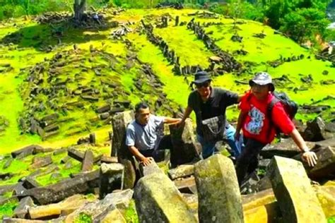 Peneliti Buktikan Situs Gunung Padang Bukan Bukit Biasa Studi Sebut