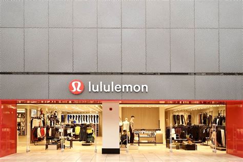 Lululemon Now Open – 2:48AM – Entertaining Kuwait since 2003