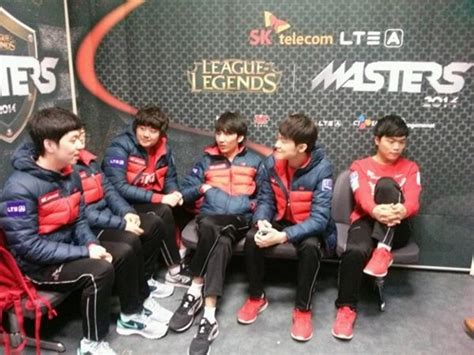 롤 마스터즈 2차 대회 Skt T1 Im 줄곧 압도하며 첫 승