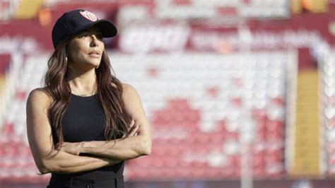 Video As Fue La Visita De Eva Longoria Al Necaxa Futbol Sapiens