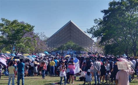 Miles de personas en el quinto domingo de peregrinación al santuario de