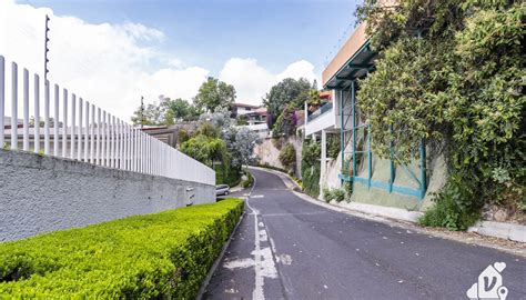 Casa En Venta En Bosques De Las Lomas CDMX