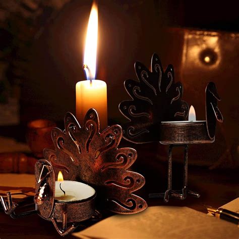 17 Essential Thanksgiving Decorations You Must Own