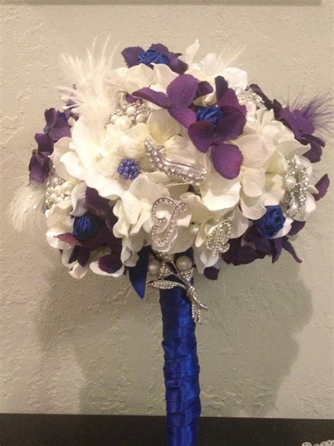 Items Similar To Custom Brooch Bouquet Includes Brides Intials To