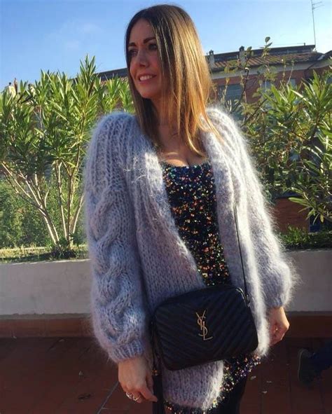 232 Curtidas 4 Comentários Handknit Mohair Sweaters Youhadmeatyarn No Instagram