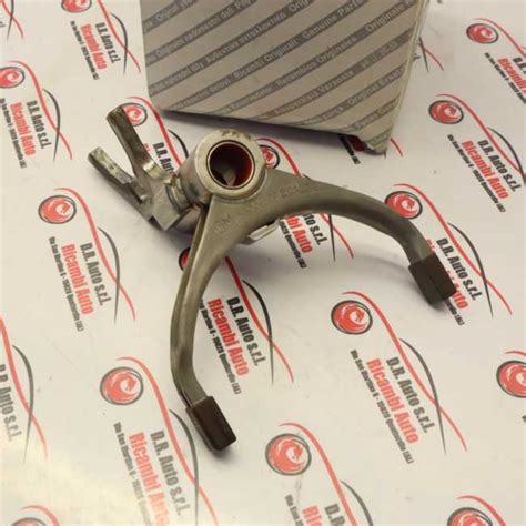 FORCELLA CAMBIO ALFA 159 BRERA SPIDER COD 55560109 NUOVA ORIGINALE