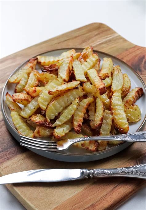 Crispy and Delicious Air Fryer Fries - Maffies Recipes