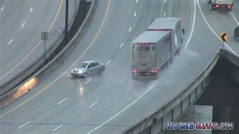 Icy Road Safety Com Photo Gallery Spinout On Icy Bridge