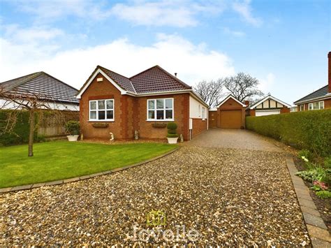 Humberston Avenue Humberston Dn36 2 Bed Bungalow For Sale £315 000