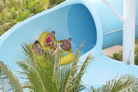 Bahamas Water Park - Best Raft Slides - Hammerhead | Baha Bay