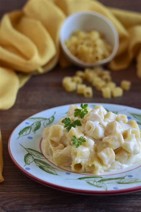 Pasta Ai Quattro Formaggi Con Besciamella Pasta Ai Quattro Formaggi