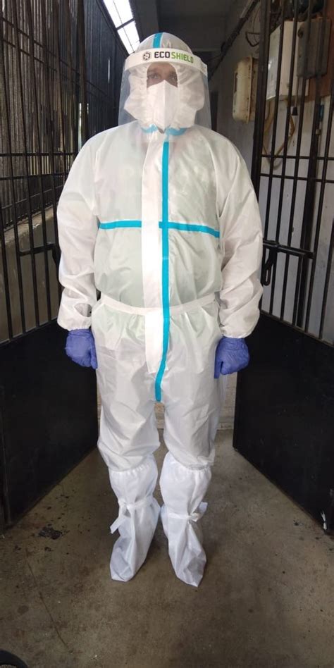 Safety Woven Coverall Biohazard Suit Chemical Suit Coronavirus