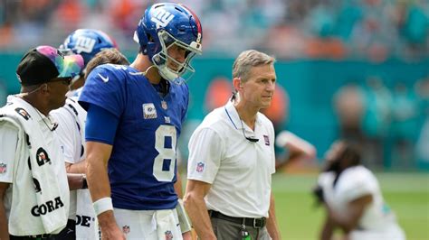 Giants QB Daniel Jones out vs. Bills with neck injury - ESPN