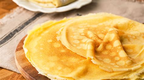 Crêpes senza uova ricetta vegana semplice da fare in pochi minuti