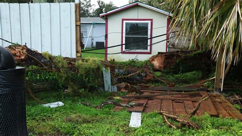 A Look Around Lakeland After Hurricane Helene In Photos