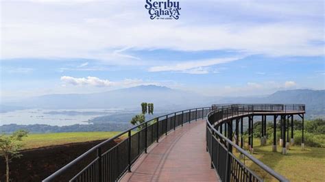 Cuma 30 Menit Dari Gerbang Tol Cisumdawu Wisata Taman Seribu Cahaya Di