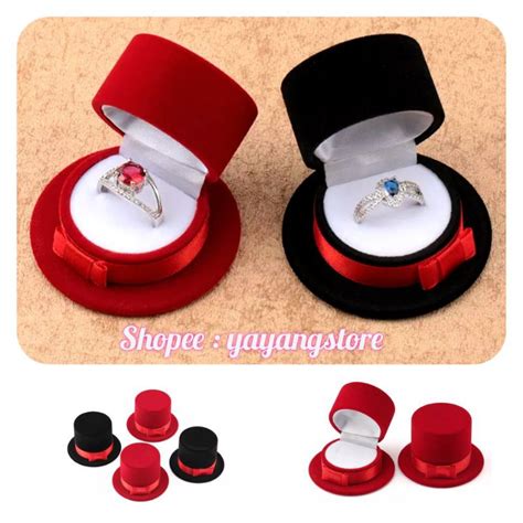 Jual KOTAK BOX TEMPAT CINCIN PERHIASA GIFT BOX BELUDRU MODEL TOPI