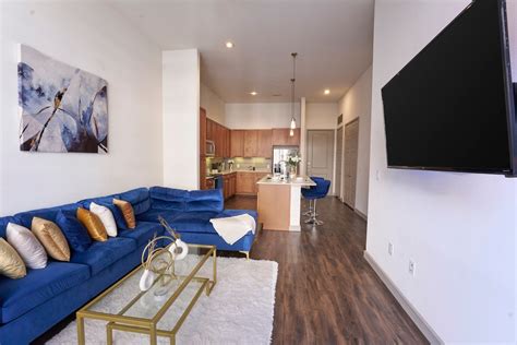 Downtown Houston Apartment Vacation Rentals - Houston, TX | Airbnb