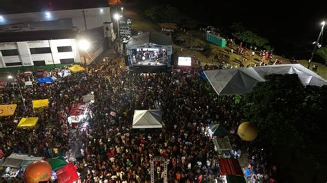 Festa De Iemanj Leva Centenas De Pessoas Praia Do Cristo Maramata E