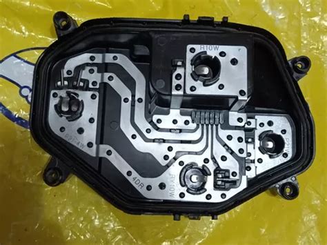 Porta Focos Calavera Ford Figo Hatchkback 2016 2019 Original