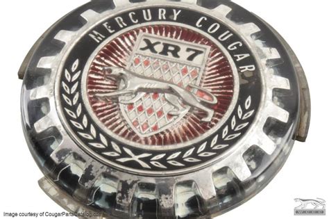 Emblem Hub Cap Center Xr Grade B Used Mercury