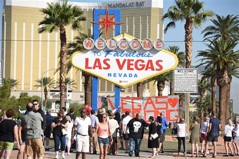 Las Vegas Shooting Motive: Gunman Was Narcissistic, Became Depressed ...