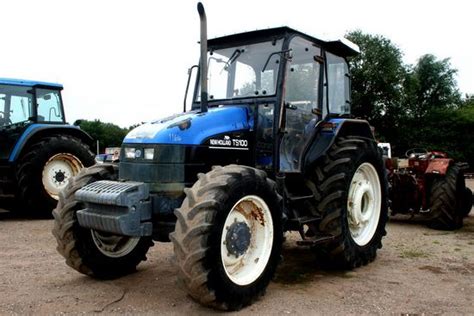 Fiche Technique New Holland Ts