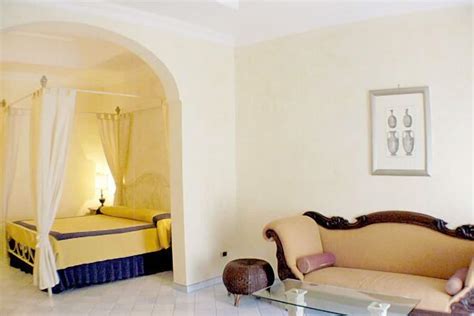 Hotel Posa Posa in Positano: Find Hotel Reviews, Rooms, and Prices on ...