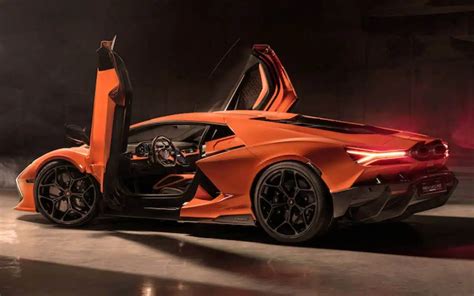 Lamborghini Revuelto unveiled – Everything you need to know