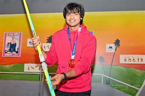 Neeraj Chopra Ts Tokyo 2020 Gold Medal Winning Javelin To The