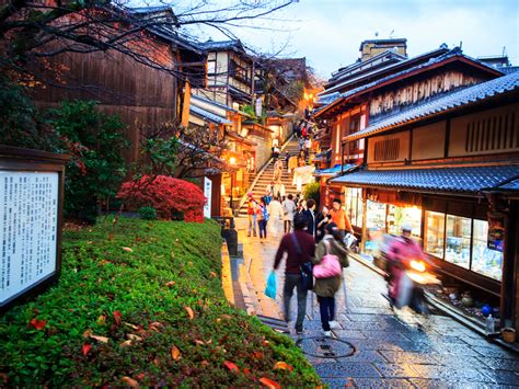 Japanese Temples, Shrines & Castles Tour Packages | Holiday & Vacation Packages